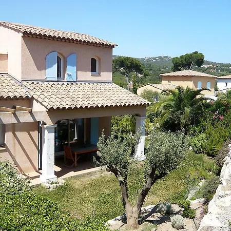 アパート Holiday Home Parc Du Vieil Castel Les Issambres